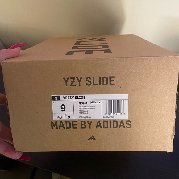Yeezy Slide BOX ONLY - Picture 2 of 2